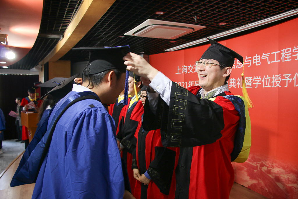 16 学位授予仪式1.png